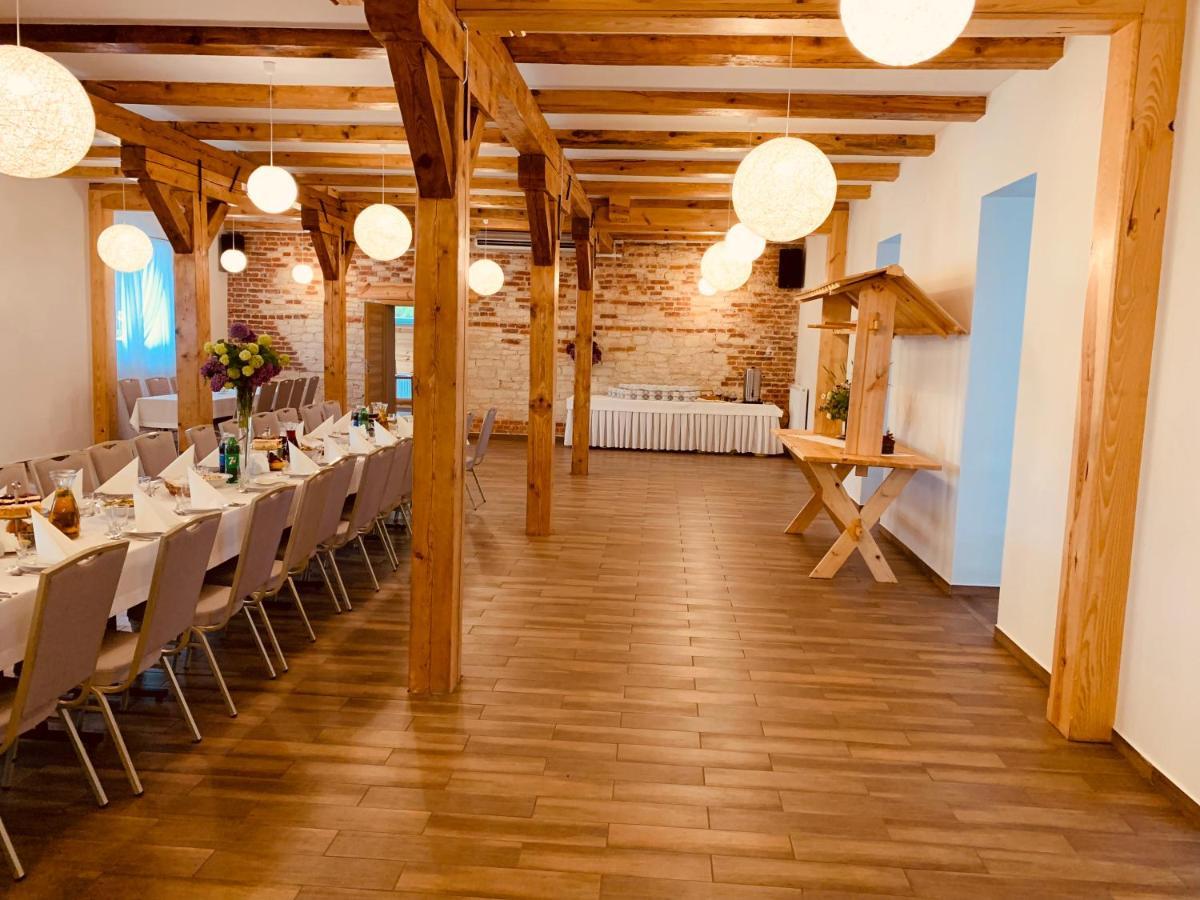 Villa Arka Agroturyska Kosin Exterior foto